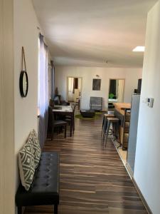 Χώρος καθιστικού στο Apartmán EMES s terasou