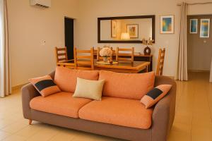 Istumisnurk majutusasutuses Résidence La Paix Yamoussoukro, L'Oasis +42 fotot