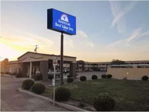 Foto de la galería de Americas Best Value Inn Hanford en Hanford