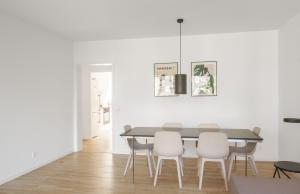 Gambar di galeri bagi 2-BR apartment in Frederiksberg with a balcony - 177 di Copenhagen