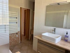 Bilik mandi di Le Clos Jasmin