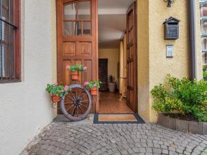 Φωτογραφία από το άλμπουμ του Belvilla by OYO Charming Apartment in Brez with TV σε Brez