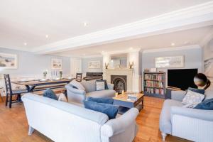 Χώρος καθιστικού στο 6 Bed in Bacton oc-2187