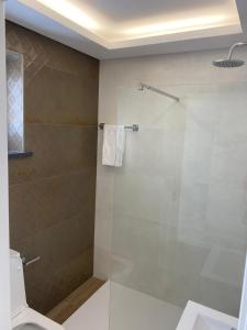 Ένα μπάνιο στο Casa Flor d Angra