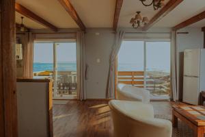 Gallery image of Cabañas Bordemar Habitaciones para 2 y 3, Cabañas para 4 y 5 huéspedes in Tomé