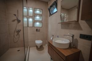 Gallery image of Signature Villa With Sauna at Alazani Valley Residences  +7 photos