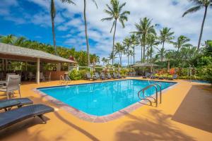 Πισίνα στο ή κοντά στο 2-Bedroom Tropical Oasis