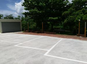 Tennis at/o squash facilities sa Ching Ji Ming Inn o sa malapit