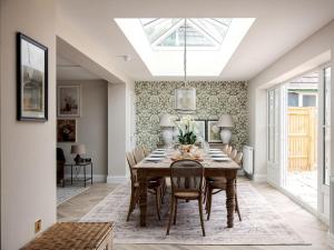 Χώρος καθιστικού στο 5 Bed in Lymington 96189