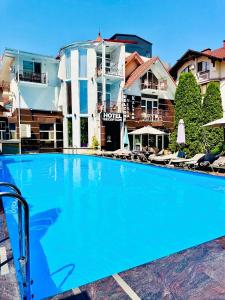 Πισίνα στο ή κοντά στο Hotel Kalyan & Spa