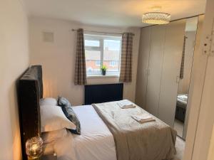 Postel nebo postele na pokoji v ubytování Luxury 2 Bedroom Apartment