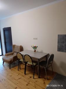 Posezení v ubytování Separate apartment + 1 fotografie