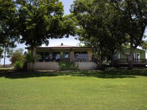 Κήπος έξω από το Llano River Retreat w Game Room & Kayaks