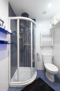 Ένα μπάνιο στο Hermoso piso en Algete, Madrid