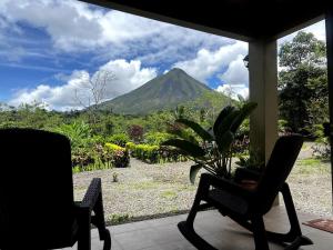 Galería fotográfica de Cabaña Buganvilia Jardines & Volcán en Palma
