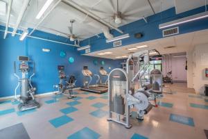 Gallery image of Luxurious 3BD - Gym, W-D, Parking - Sleeps 8 in Tempe +44 photos
