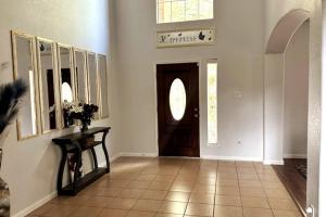 Gallery image of StayCation Away in Humble +21 photos