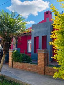 Το κτήριο όπου στεγάζεται  το διαμέρισμα +10 φωτογραφίες