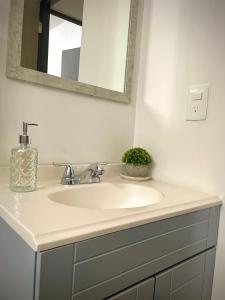 Fotografie z fotogalerie ubytování Casa Azul Marina Pet Friendly & Family Getaway v destinaci Cabo San Lucas + 15 fotografií