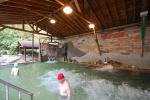 Kolam renang di atau dekat dengan Jenq Yang Hotspring Hotel