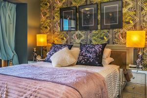 Imagen de la galería de Art-deco glam - best part of CBD, en Auckland