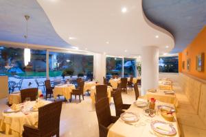 Posezení v ubytování Hotel Maximilian