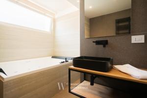 Fotografie z fotogalerie ubytování Wanderlust Experience Waves Lux Apartments v Bari + 196 fotografií