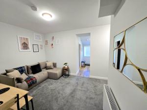 Posezení v ubytování 3-Bed Home in Glasgow