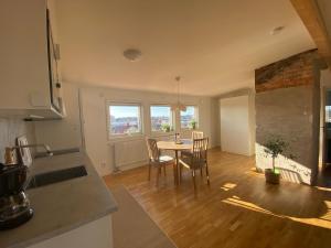 Η κουζίνα ή μικρή κουζίνα στο Lovely loft, centrally located