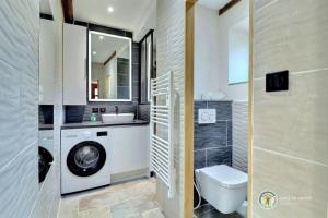 Gallery image of gite dans hameau en bord de rivière in Joyeuse