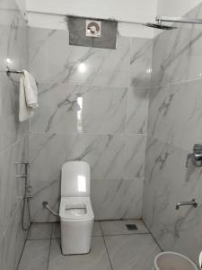 Et badeværelse på Windy MOUNTAIN