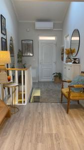 Χώρος καθιστικού στο Cozy & Charming Apartment in Estrela