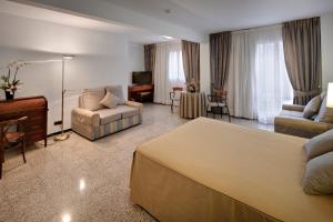 Posezení v ubytování Hotel Gaudi