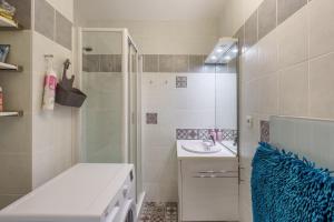 Koupelna v ubytování Résidence Le Printemps - Appt vue montagne