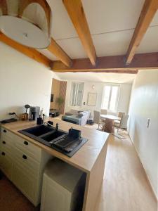 Ảnh trong thư viện ảnh của Appartement T2 entier Auriol ở Auriol