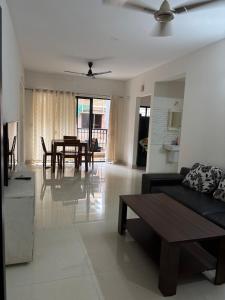 Χώρος καθιστικού στο Laasya Nest - 2bhk apartment