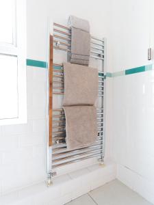 Fotografie z fotogalerie ubytování Modern 6 Person Cosy Cottage in Historical Newport v destinaci Caerleon