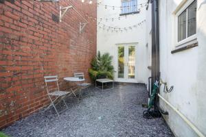 Fotografie z fotogalerie ubytování Modern 6 Person Cosy Cottage in Historical Newport v destinaci Caerleon