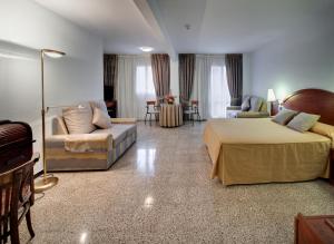 Posezení v ubytování Hotel Gaudi
