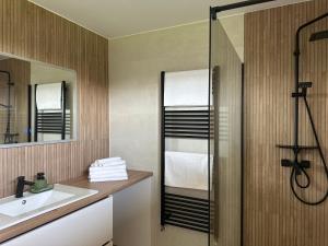 Foto dalla galleria di Somogyi Apartman a Bancu