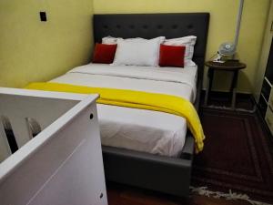 Postel nebo postele na pokoji v ubytování Yukis & Kukis Place 5 Bedrooms