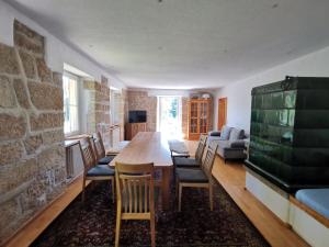 Η κουζίνα ή μικρή κουζίνα στο Ferienhaus am alten Steinbruch