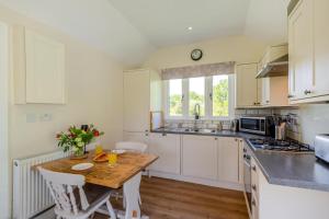 Galería fotográfica de The Bolthole en Biddenden 23 fotos más