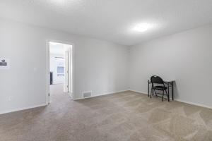 Afbeelding uit fotogalerij van Private Master Bed Room A in Edmonton