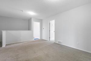 Afbeelding uit fotogalerij van Private Master Bed Room A in Edmonton