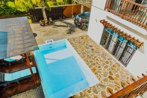 Billede fra billedgalleriet på Villa Ti Kiosque with Private Pool i Calodyne