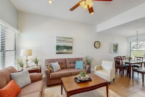Χώρος καθιστικού στο Greens Casita #10154