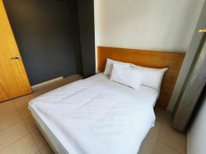 Postel nebo postele na pokoji v ubytování PD Lagoon Paradise South H-G-1 + 7 fotografií