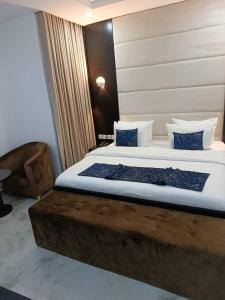 阿奴古Zustel Hotel and Suites的相册照片 更多6张照片