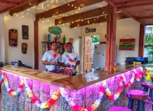 Hosté ubytování Paradise Cove Lodge + 14 fotografií